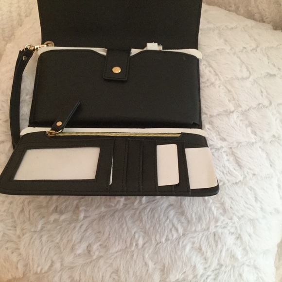 Handbags - WALLET WRISTLET ORGANIZER WITH POWER BANK